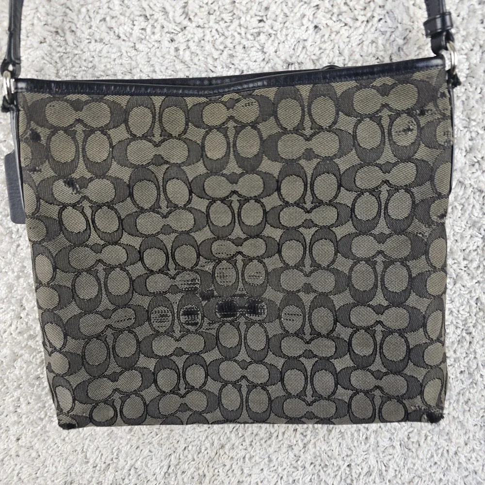 Coach Crossbody Signature Canvas Gray & Black Bag Purse (Wear) F58285